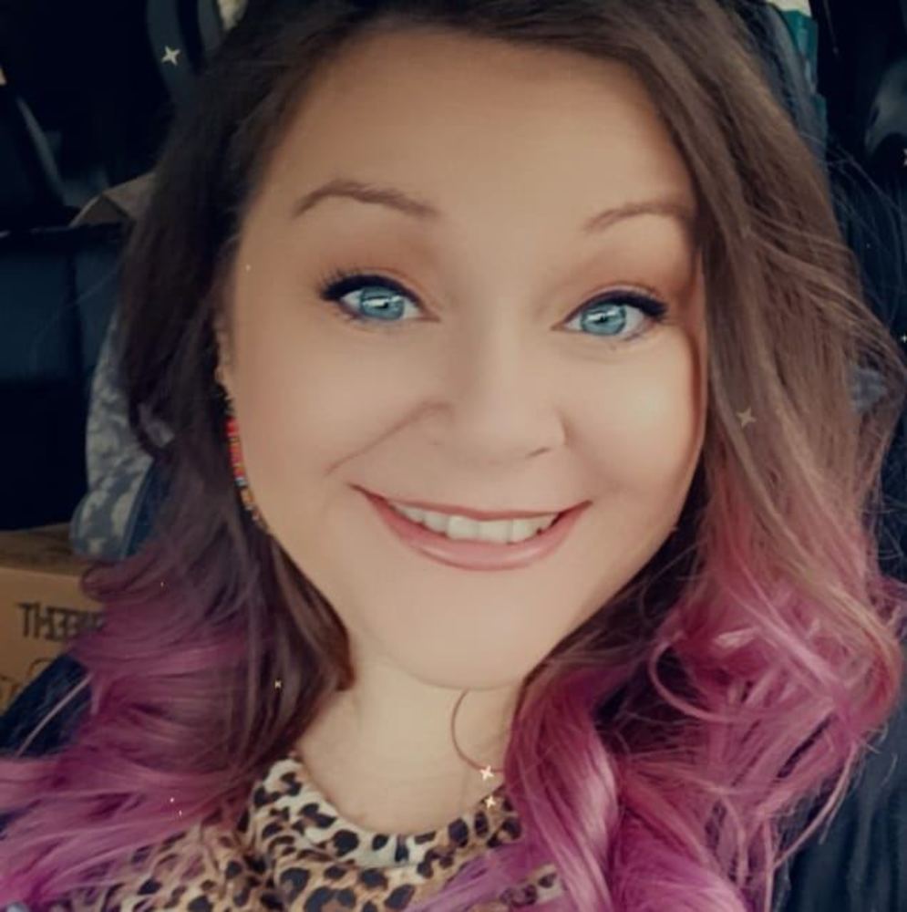 Meet your Posher, Julie